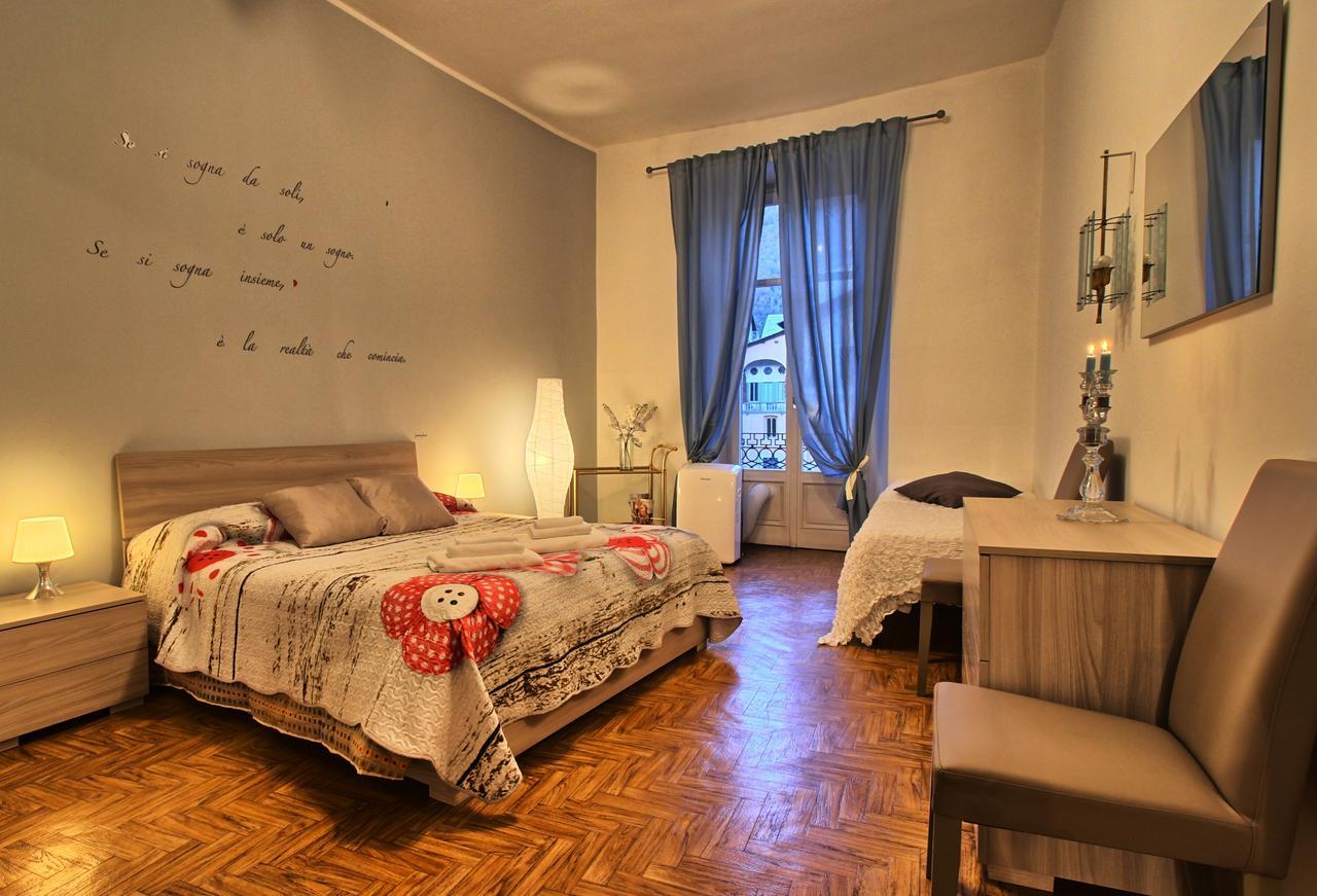 Piazza Duomo Amazing Apartment โกโม ภายนอก รูปภาพ
